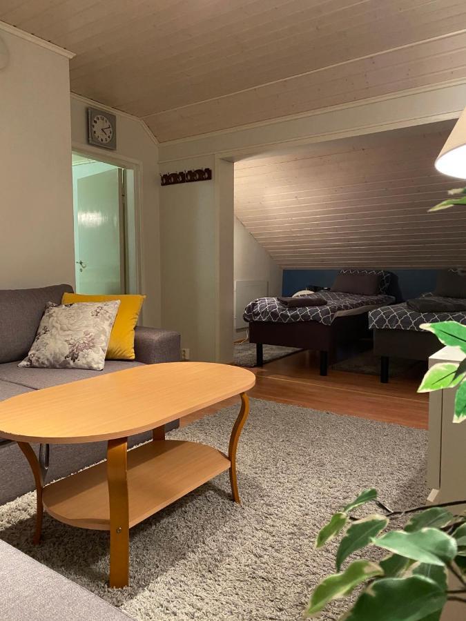 Koskentien Kotimajoitus & Luxury Glamping Apartment Jämsä Exterior foto