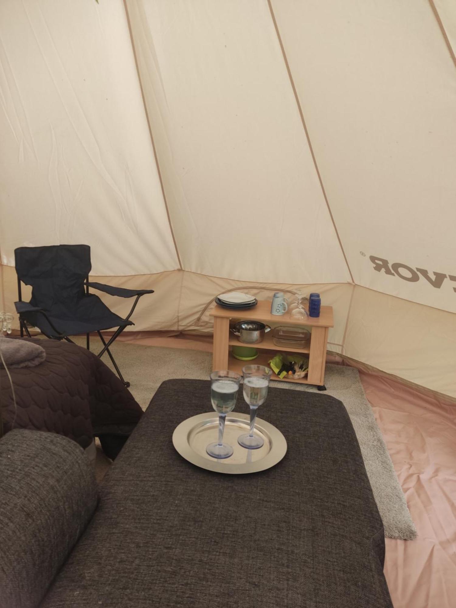 Koskentien Kotimajoitus & Luxury Glamping Apartment Jämsä Exterior foto