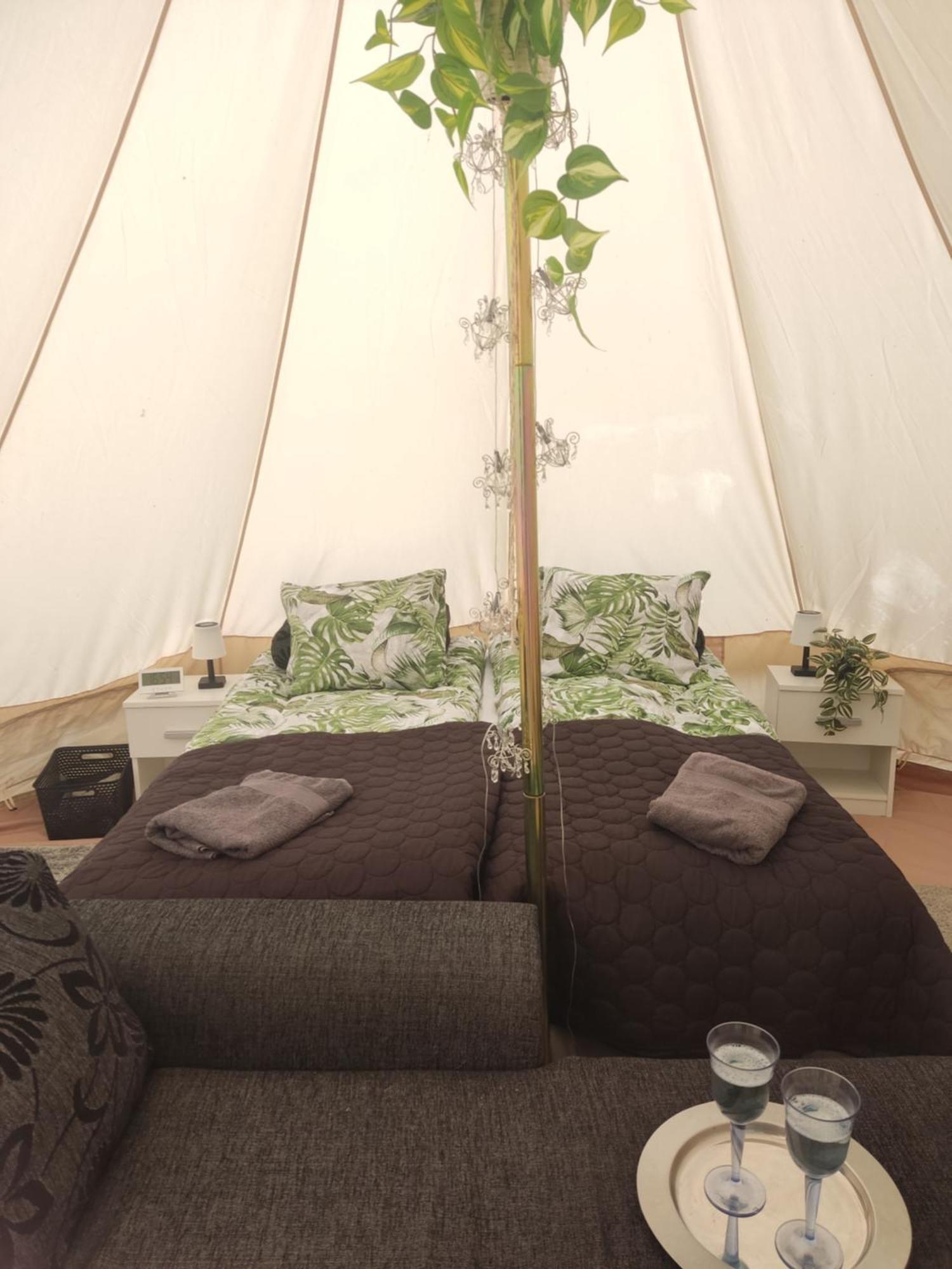 Koskentien Kotimajoitus & Luxury Glamping Apartment Jämsä Exterior foto