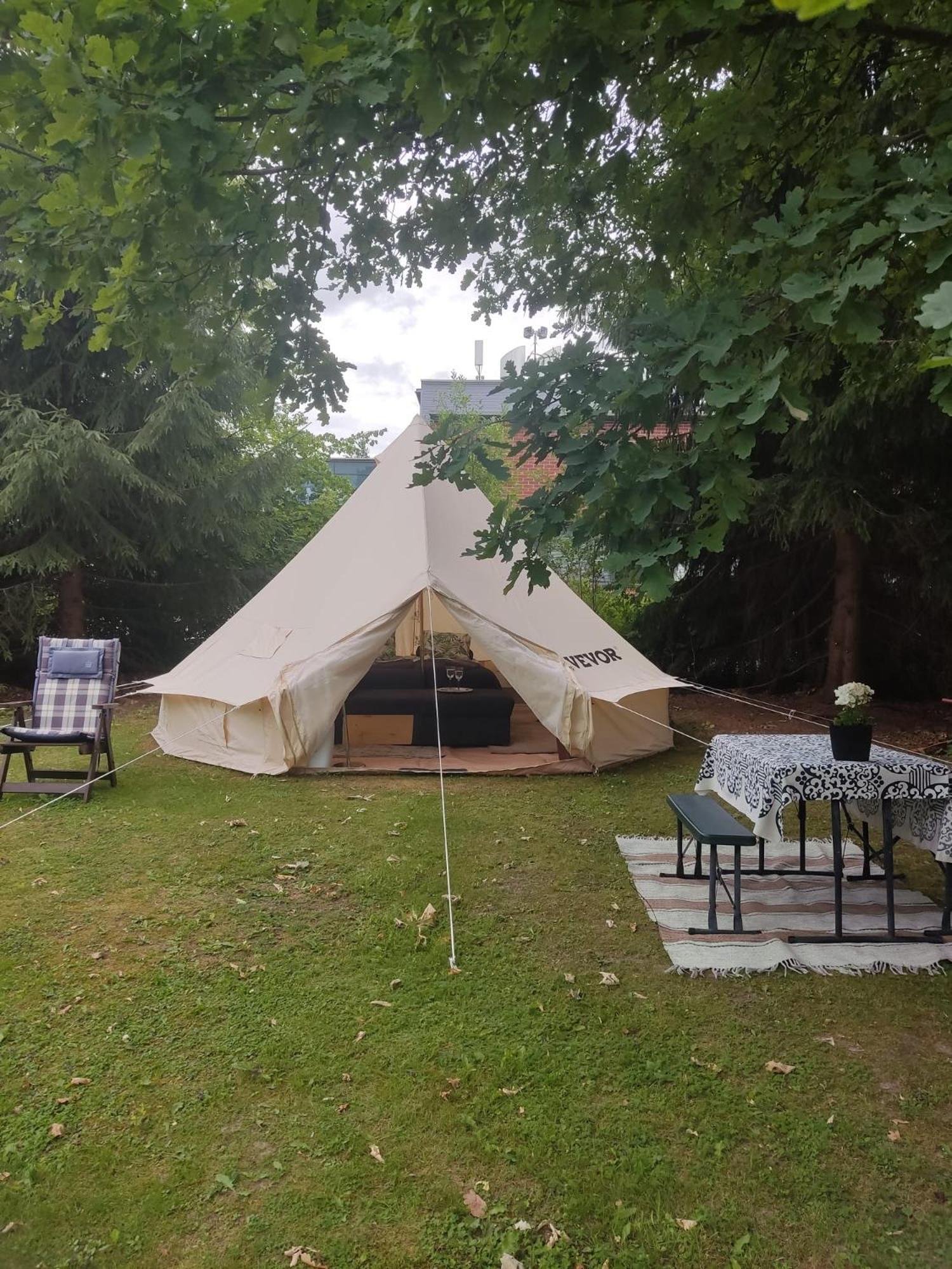 Koskentien Kotimajoitus & Luxury Glamping Apartment Jämsä Exterior foto